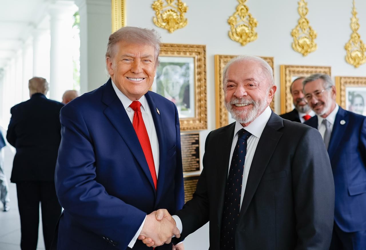 Trump elogia reunião com Lula e afirma que novos encontros devem acontecer